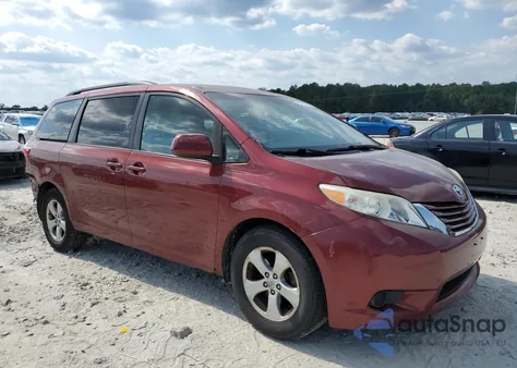 2015 Toyota Sienna Le from USA, damaged, VIN 5TDKK3DC7FS620164